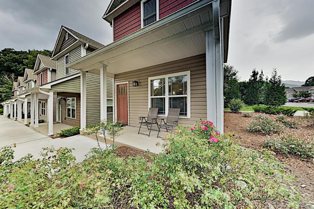 All-Suite Retreat Near Downtown, Outdoor Activities home Image 21